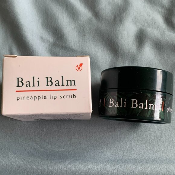 New! Bali Balm Pineapple Lip Scrub - Picture 2 of 6